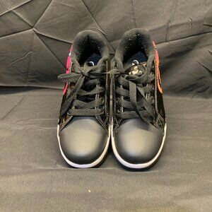 Heelys Youth Size 3 pr-owned no box